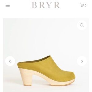 BRYR High Heeled Clogs - Fennel